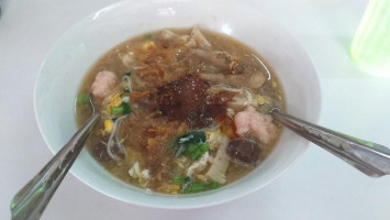 น้อยก๋วยจั๊บญวนปลวกแดง food