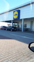 Lidl outside