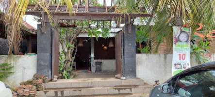 Warung Apung Rahmawati Krian inside