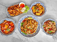 Soi Thai Kitchen (serangoon Gardens) food