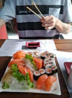 Paulinho Sushi food