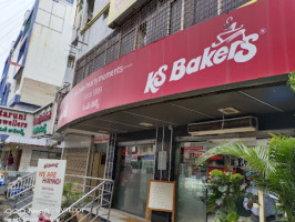 Ks Bakers outside