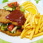 Zur Schnitzelwirtin food