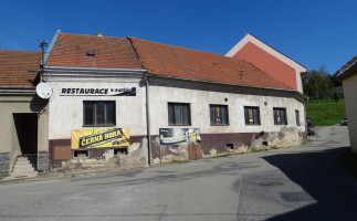 Restaurace V Zatáčce outside