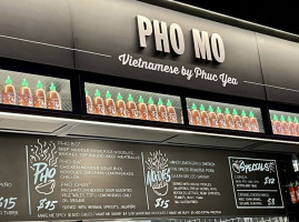 Pho Mo food