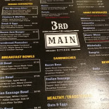 3rd On Main Dentro
