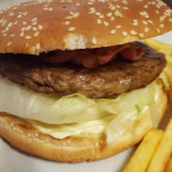 Mago Risto Pub food