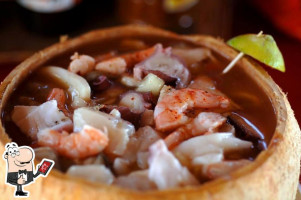 Cocos Mariscos 2 Soles food