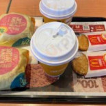 マクドナルド Líng Lài Shì Yì Suǒ Qián Diàn food
