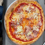Pizzeria La Rotonda food