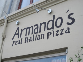 Armando's food