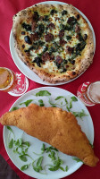 Pizzeria Vesuvio food