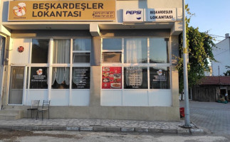 BeŞkardeŞler Lokantasi outside