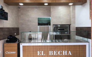 Pizzeria El Becha inside