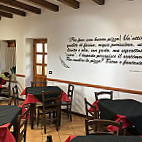 Pizzeria Rossonero inside