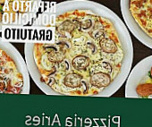 Pizzeria Aries food