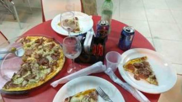 Luna Pizzaria food