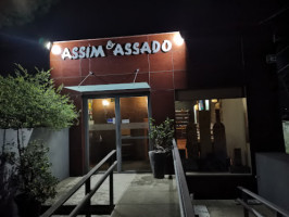 Assim Assado outside