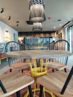 Nando's Vincent Park inside