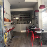 Della Villa Cafe Comida