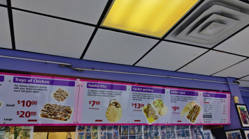 Lulu's Shawarma food