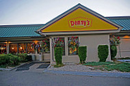 Denny's outside