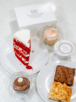 Magnolia Bakery Columbus Avenue food