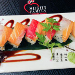 Sushi Family inside