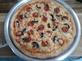 Bella Luna Pizza food