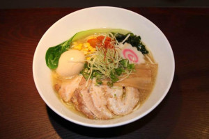 Ramen Bar Zipang food