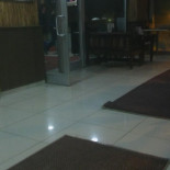 Aymar Cafe Esterno