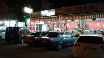 ÜÇ KardeŞler'İn Yerİ Ortaklar ÇÖpŞİŞ food