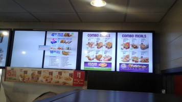 Taco Bell inside