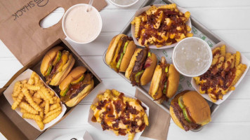 Shake Shack First National Building Downtown Detroit food