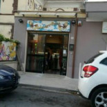 Homer's Pizza outside