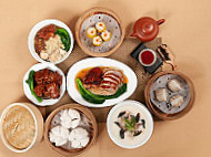 Treasures Yi Dian Xin (paragon) food