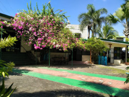 Piazza Zicarelli And Bakeshop outside