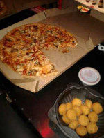 Pizza Hut food