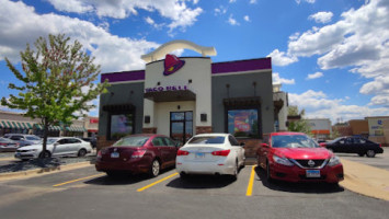 Taco Bell outside