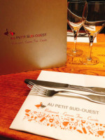 Au Petit Sud-ouest food