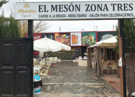 Meson Zona Tres inside