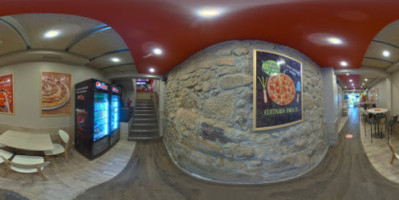 Telepizza Barcelos inside