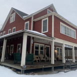Ice Jam Inn Esterno