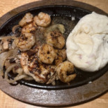 Applebee's Dentro