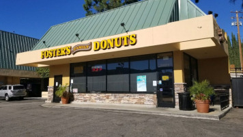 Foster's Donuts food