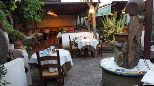 Le Macine Dentro