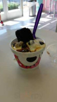 Sweet Frog Frozen Yogurt food