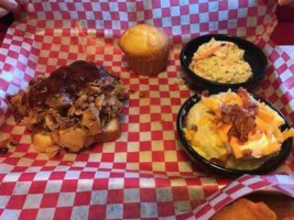 Famous Dave's -b-que food