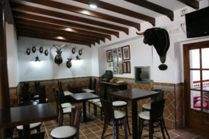 Meson La Cepa inside