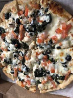 Upper Crust Pizza LLC food